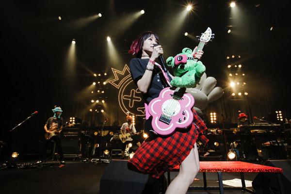 买买买!LiSA宣布将发售首款MusicClip集