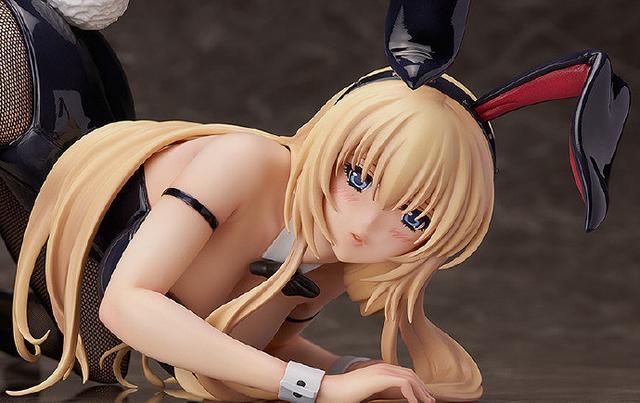 张开双腿迎接你！兔女郎手办等你抚摸臀部一起啪